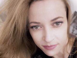 AdelineGreen: Live Cam Show