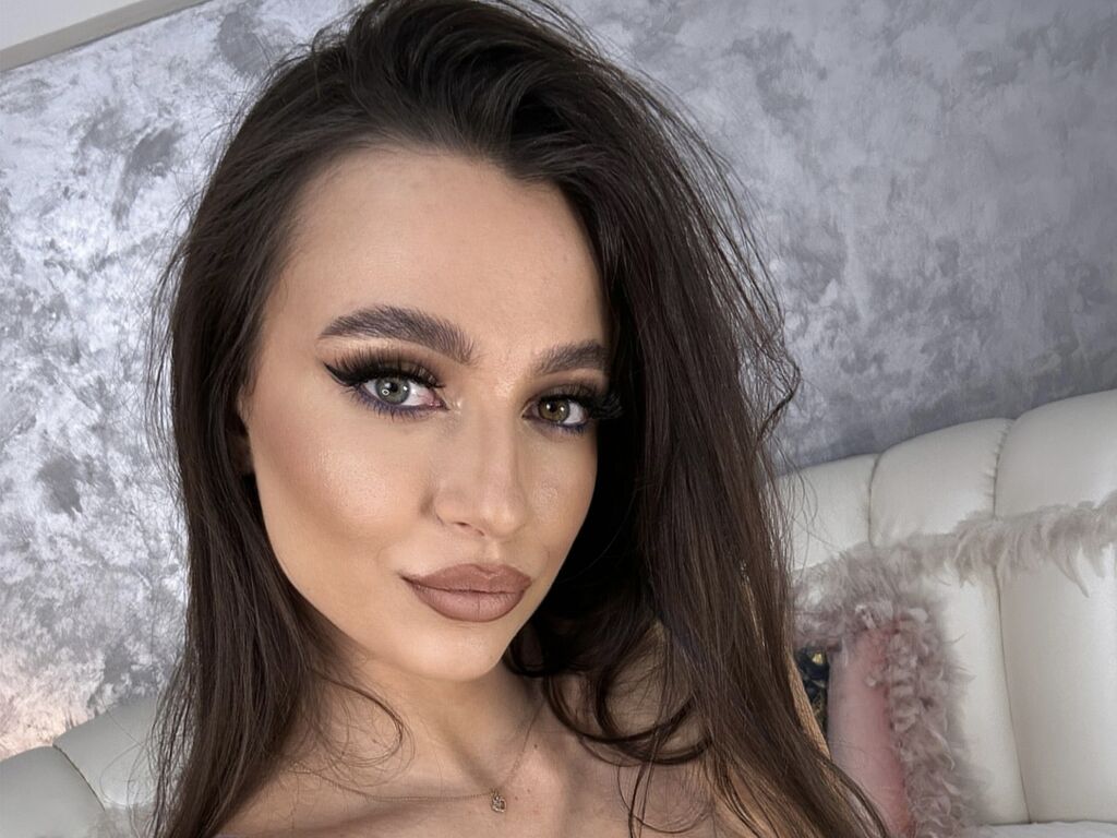 Image of cam model StephanyMendosa from Web Night Cam