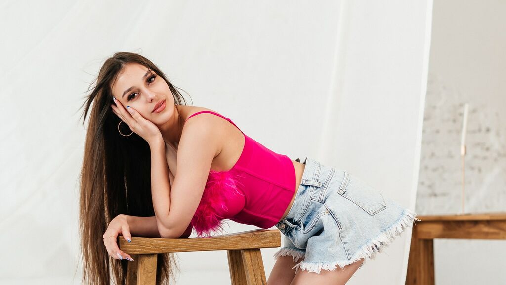 Watch hot flirt model LanaOliver from LiveJasmin at GirlsOfJasmin