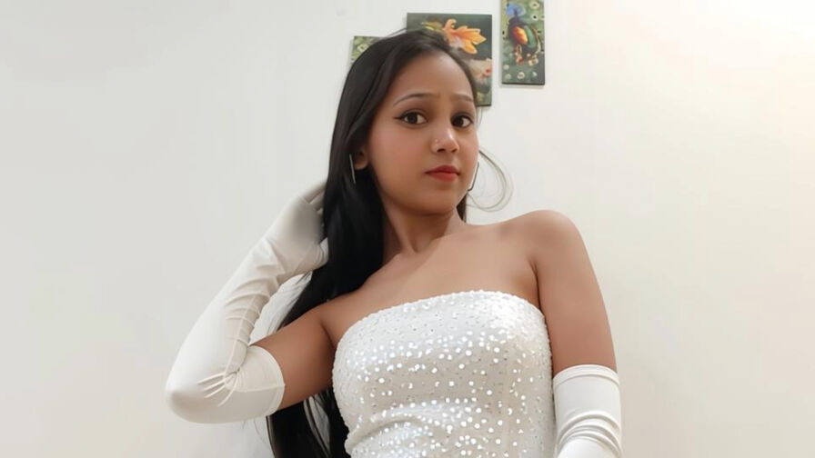AmairaSingh webcam show