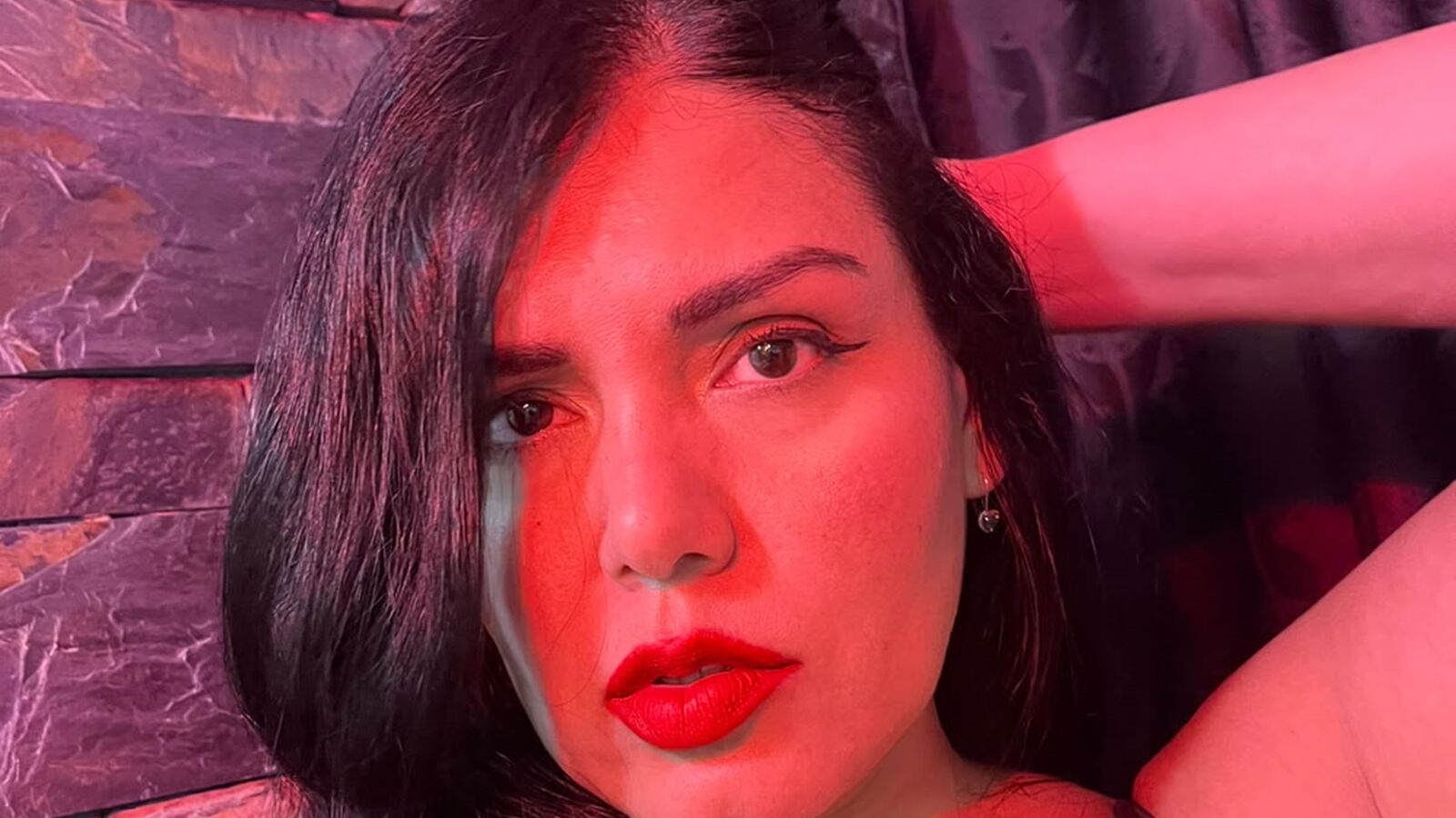 ZenaMiller erotic portrait