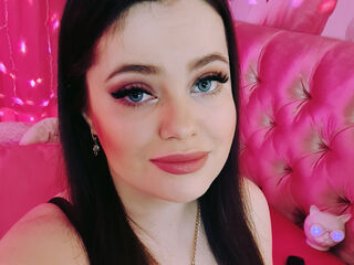 BrennaDean Live Cam Model