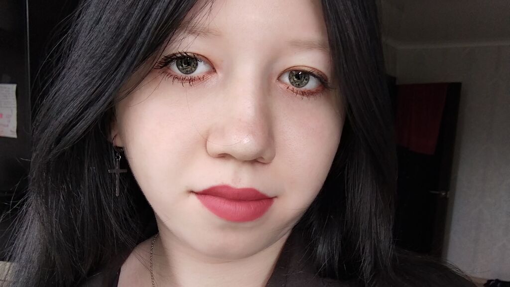 LolaOgden's profile from Jasmin at GirlsOfJasmin'