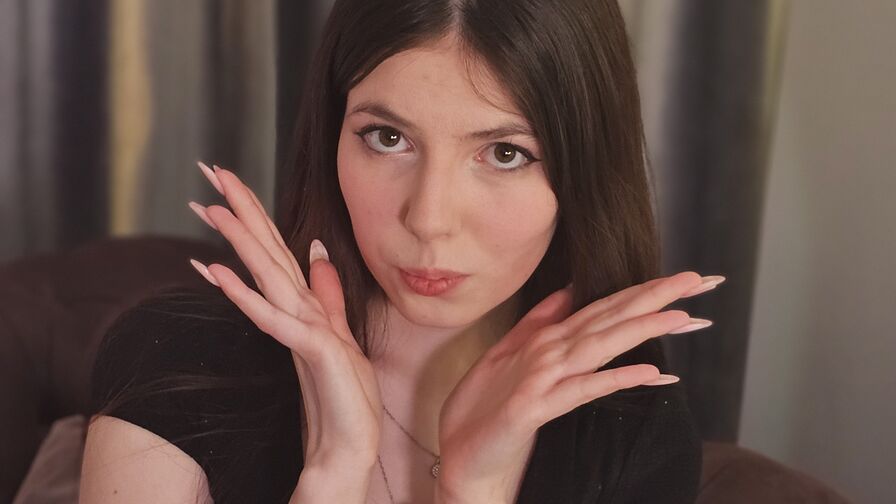 Watch JaneLaurence live on ZS Magazine