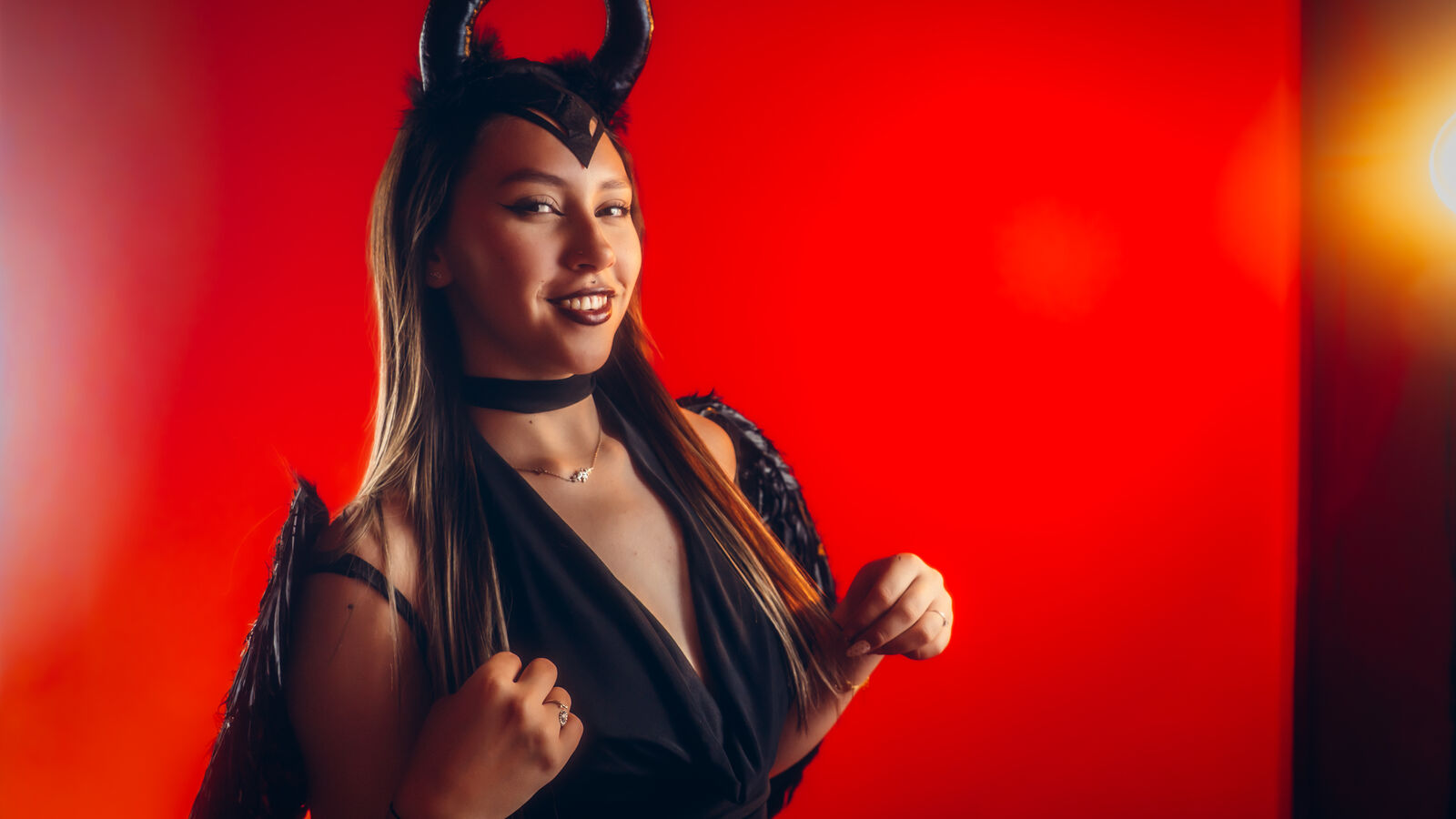 NaiaRicchi glamour portrait