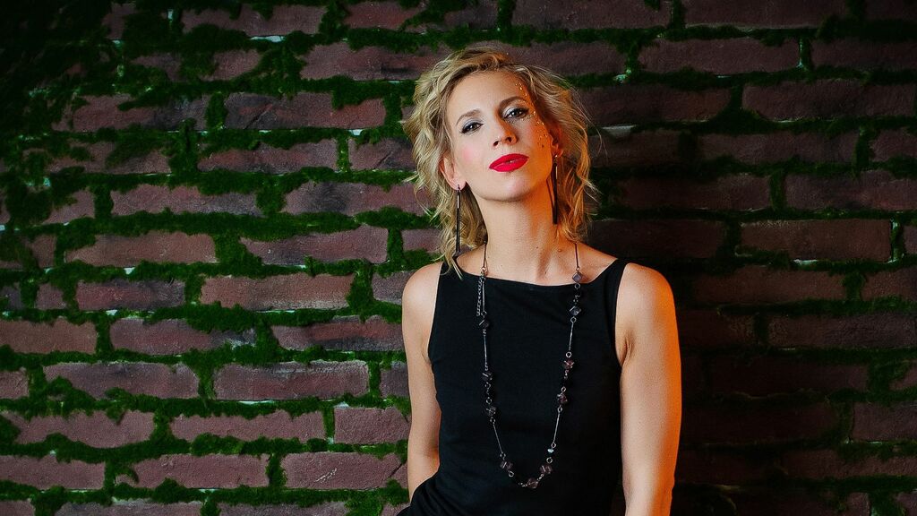 AdrianStone live cam model at LiveJasmin
