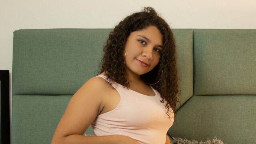 Sexy Live Sex Chat with LucySims
