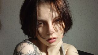 Kostenlos Nackt CaitlinOlthoff