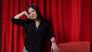 Free Nude AngieFirth