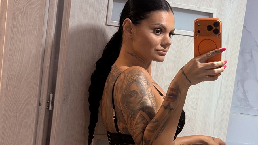 Sexy Live Sex Chat with AmyAmaya