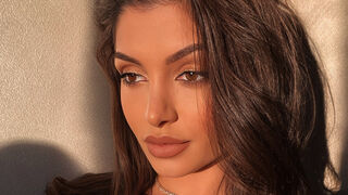 VanessaOssry webcam