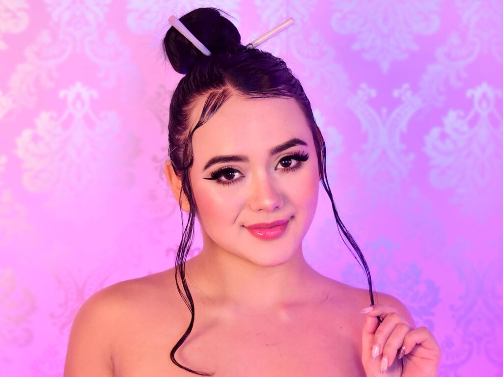CinthiaWein