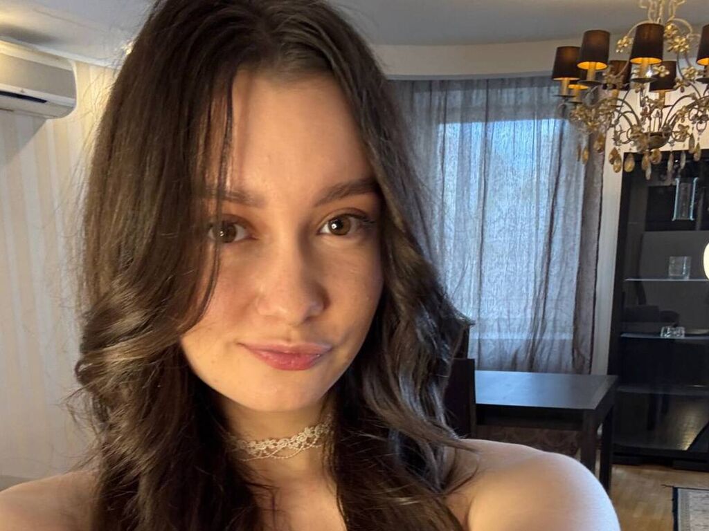 OdetteCarl Camera Thumbnail