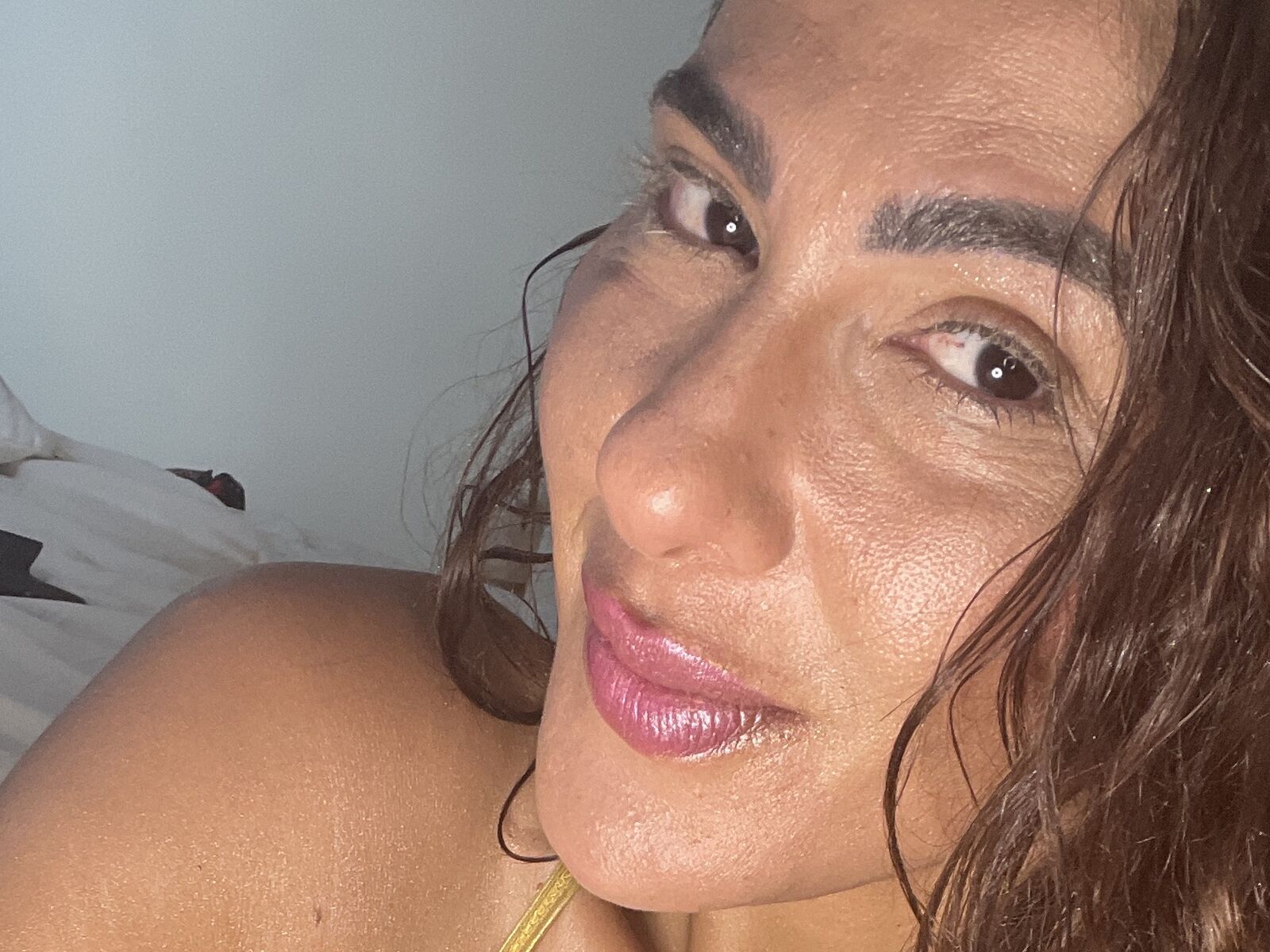 Live cam for BellaArabia