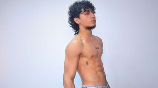 Free Nude JackesTaylor