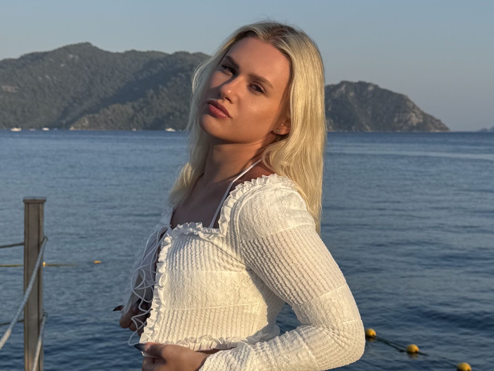Live cam for SindyPitt