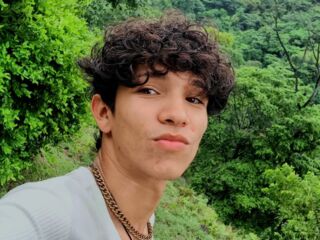 ZeusRobins - LiveJasmin Teen Boy 