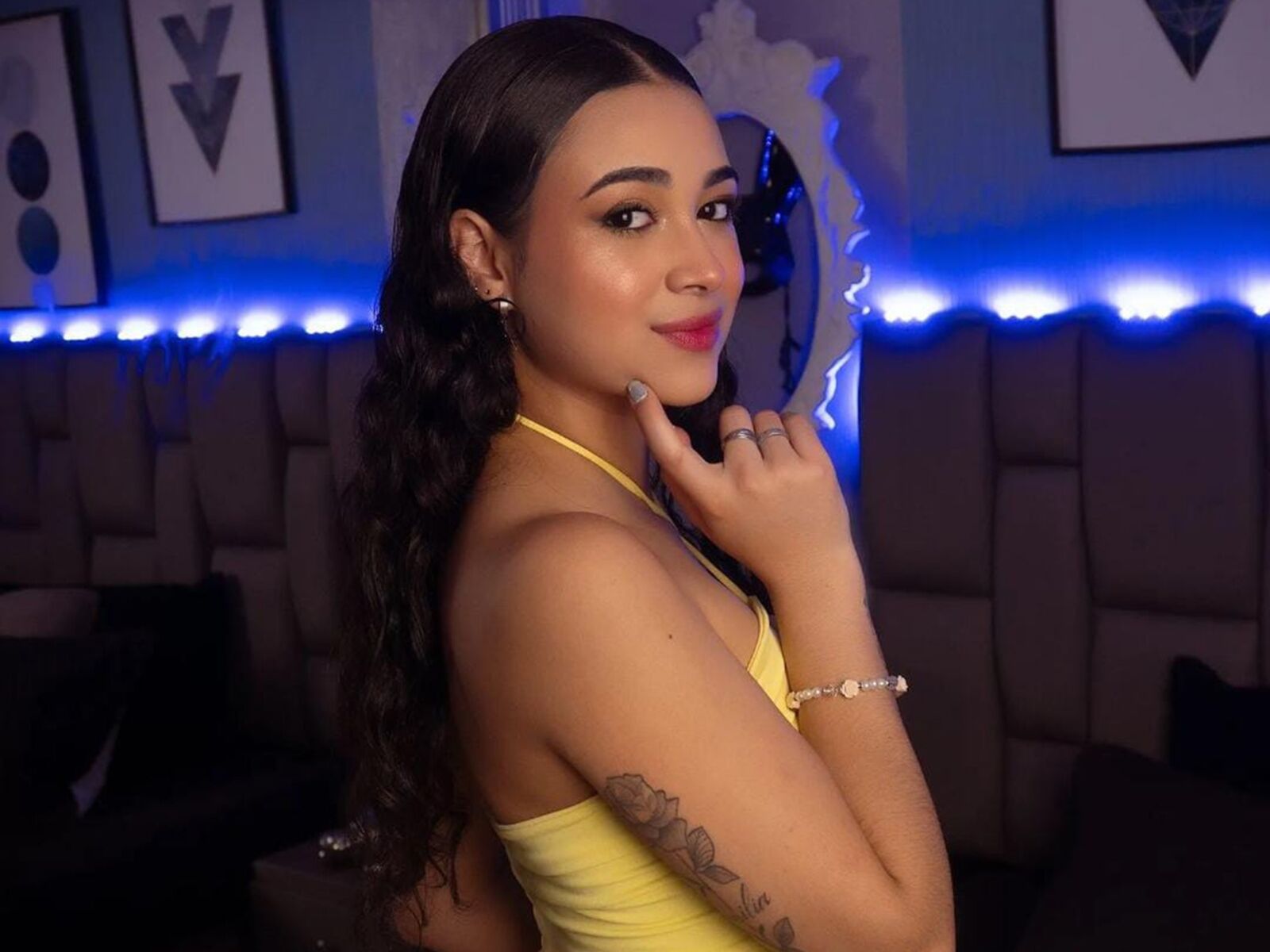 Live cam for DannaVeelez