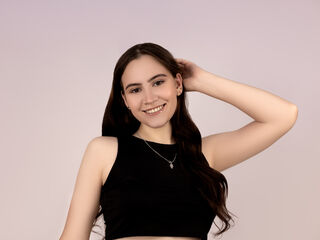 free chat cam LianaBro