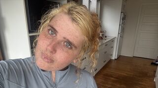TaliaSakura Live Webcam on LiveJasmin