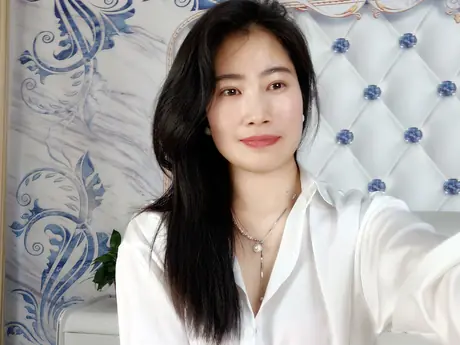 Chat with DaisyFeng