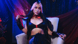 HelenWatford Live Webcam on LiveJasmin