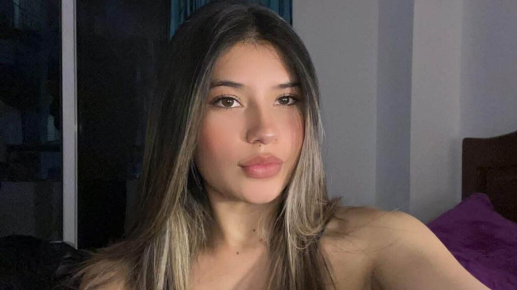 AmberCasteblanco online on GirlsOfJasmin