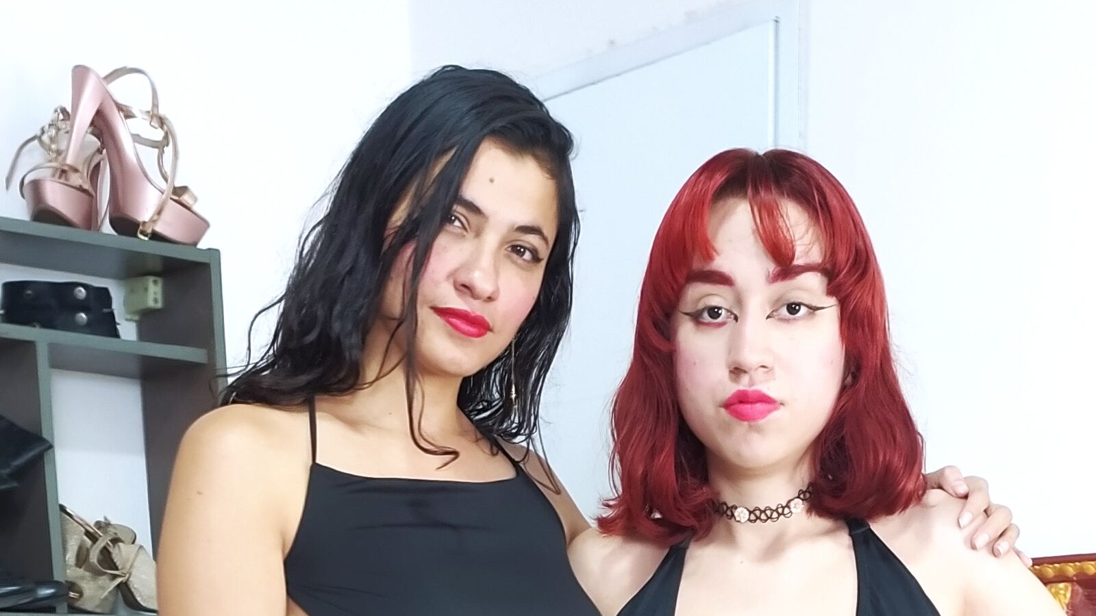 BelindaAndCrista glamour portrait