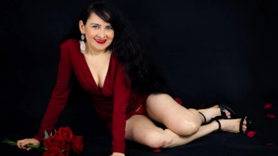 Watch MariahHunter on AsianSexSite.net