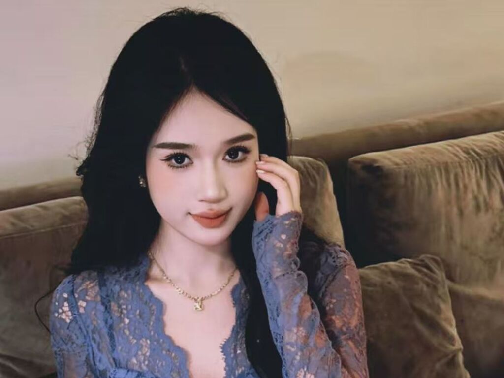 CathyEiia video chat profile preview