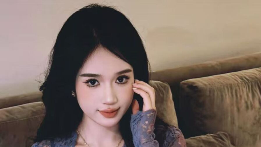 CathyEiia's live cam