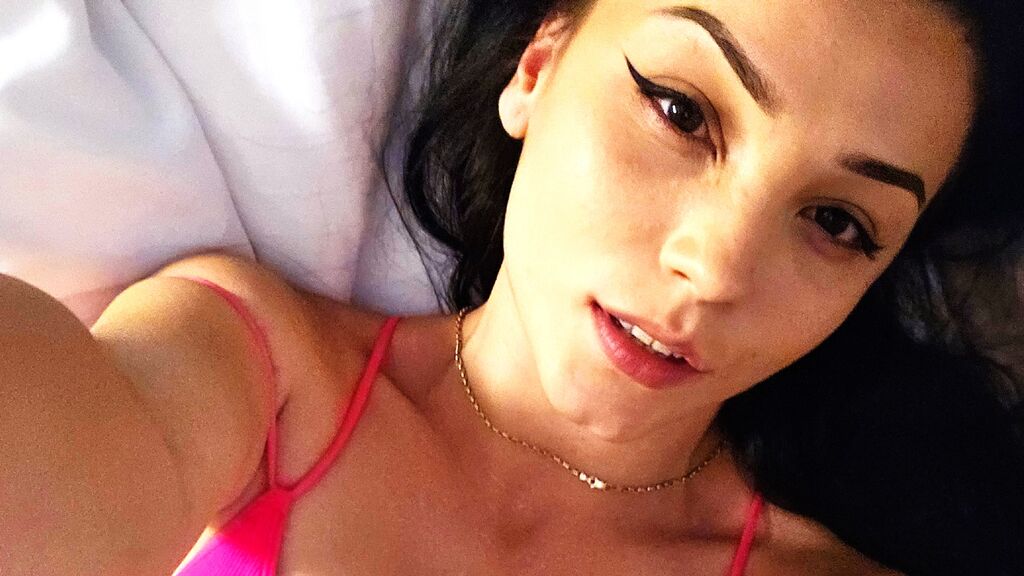 AlexaHedges cover
