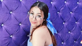 ScarlettThomp