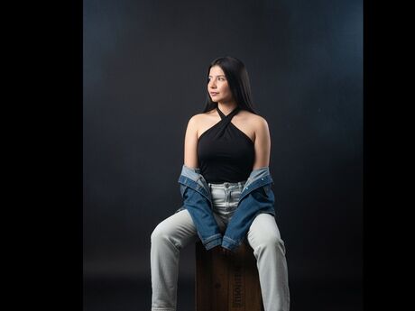 Chat with CatherineMyers