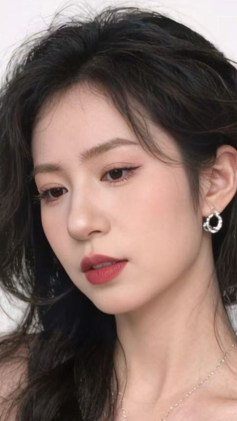AnnLinMei erotic portrait