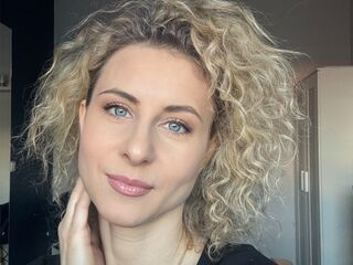 adult sex chat room TiffaniRoze