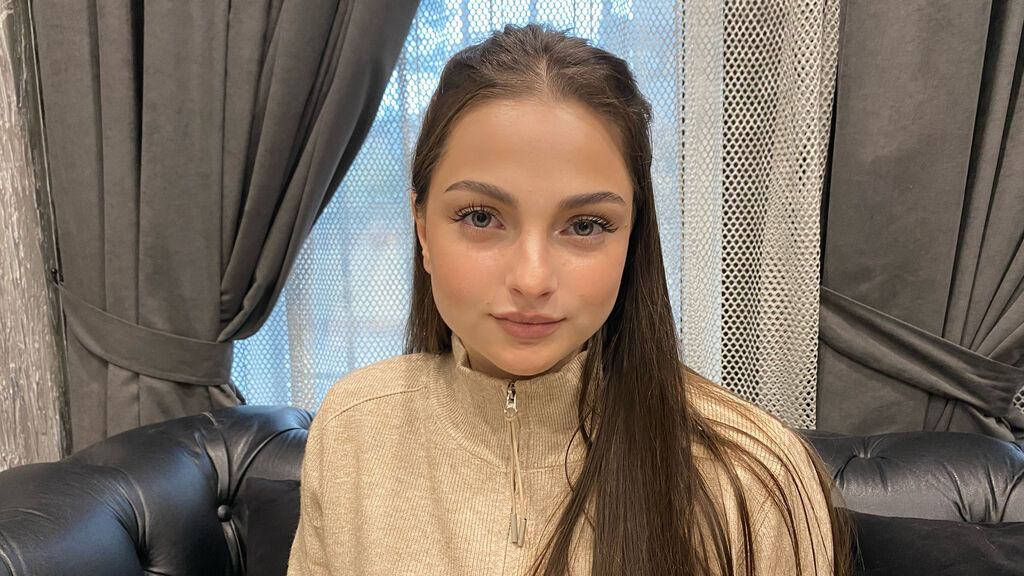 LisaHutson's profile from Jasmin at GirlsOfJasmin'