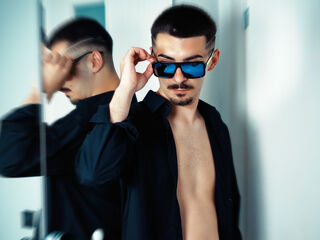 online webcam camera ClaydeByron