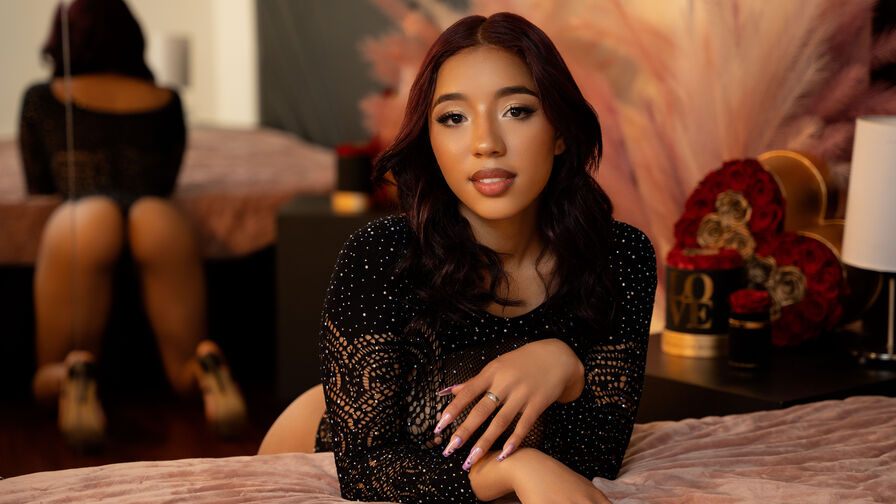 Discover IvannaBrooks on Erotic-Art-Beauty.com