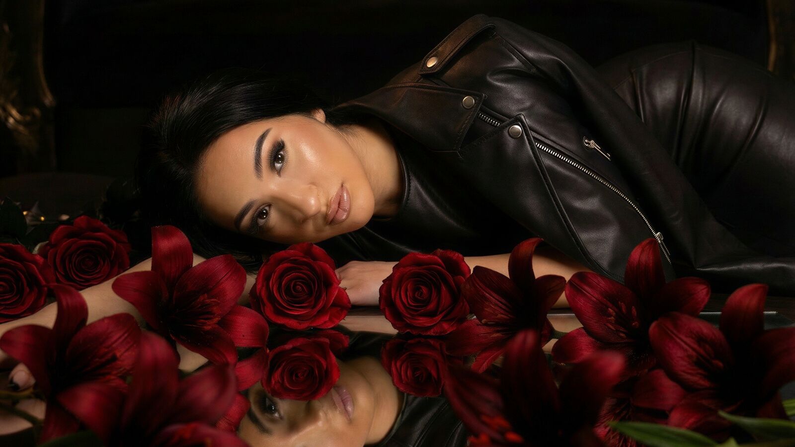 LoraEve erotic portrait