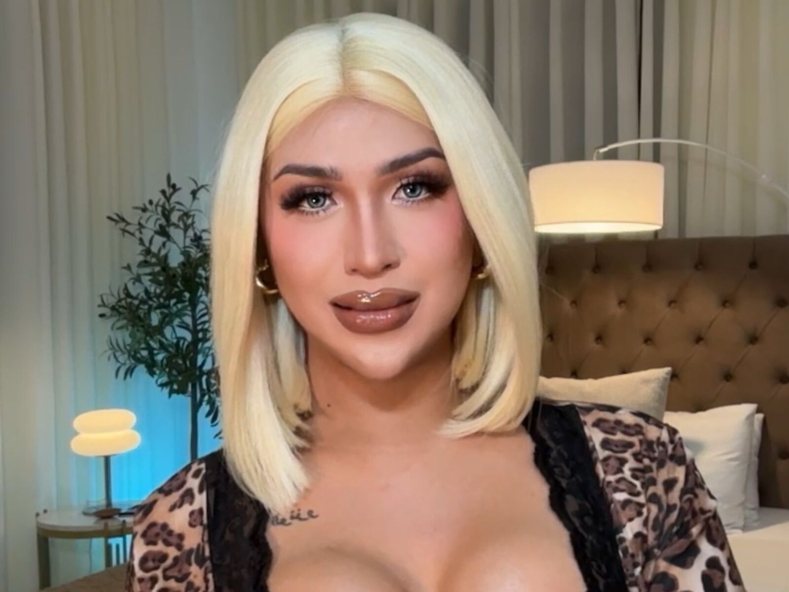 Live cam for TyraWilson