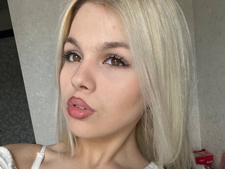 Chat with ThelmaLois