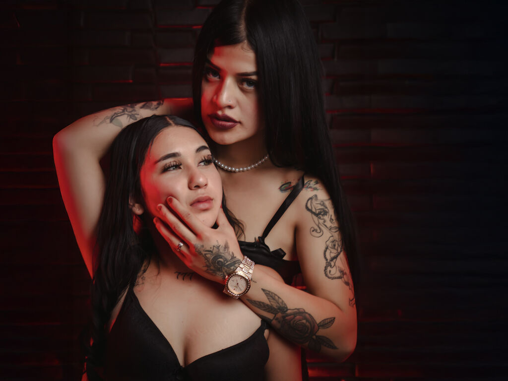 LeilaAndZahra Nude