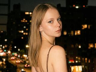 SophiePeachy Sex Cam Show