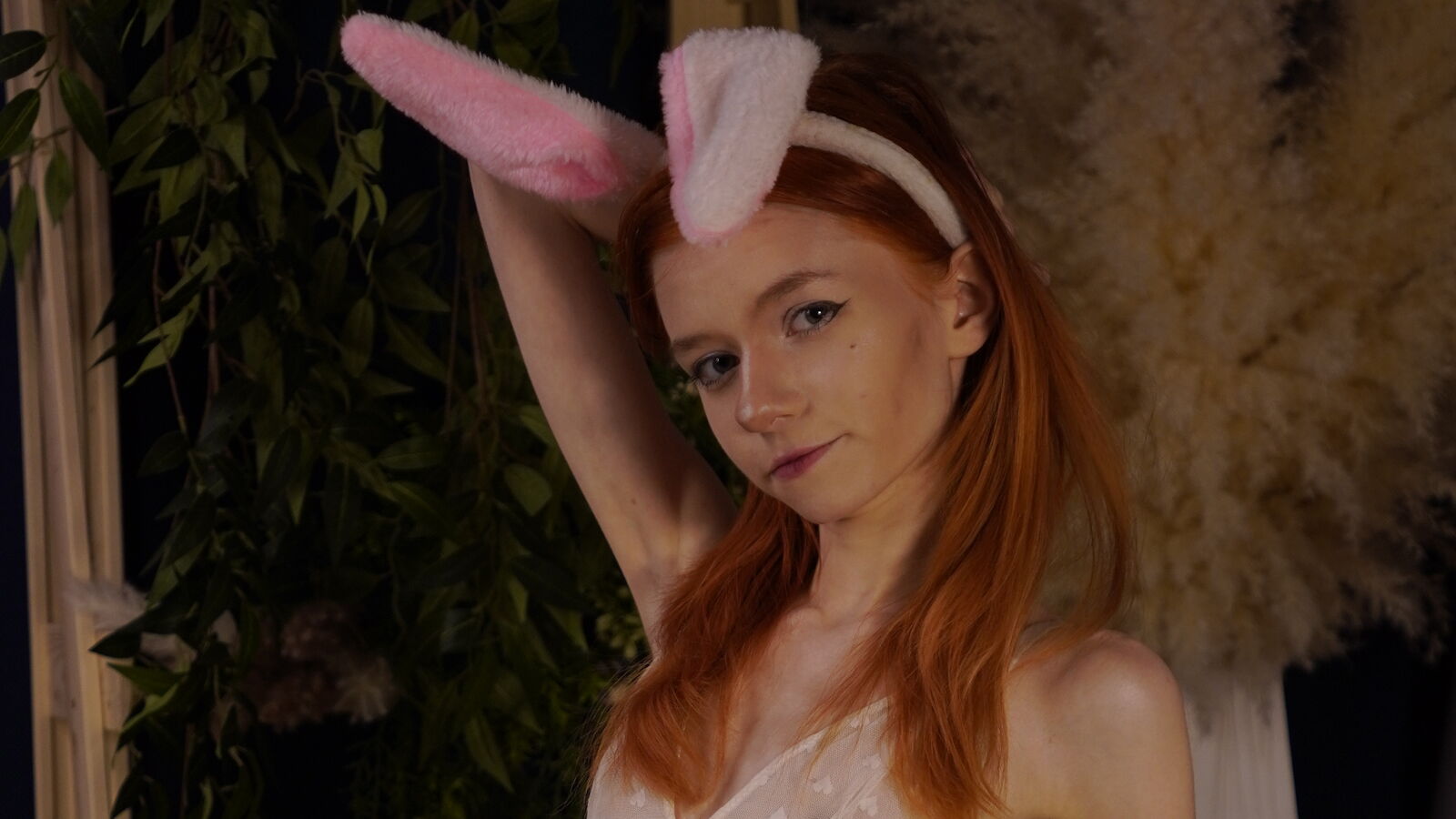 MozelleRozycki erotic portrait