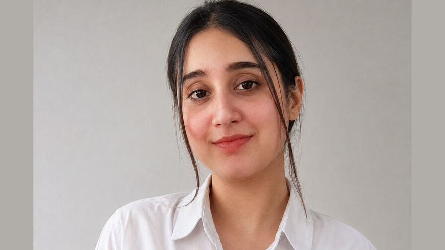 Watch EymaLia live on Screencamera