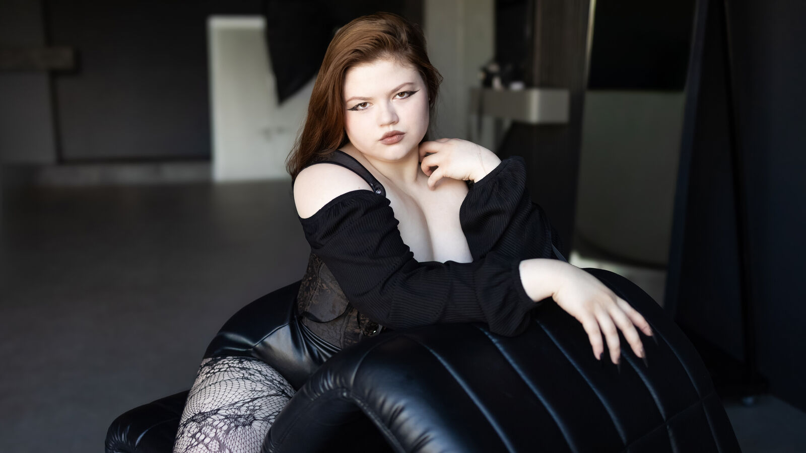 RavenGraves erotic portrait