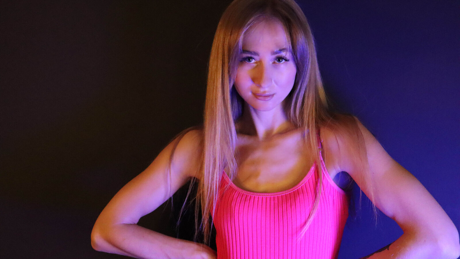 VictoriaRiddlle erotic portrait