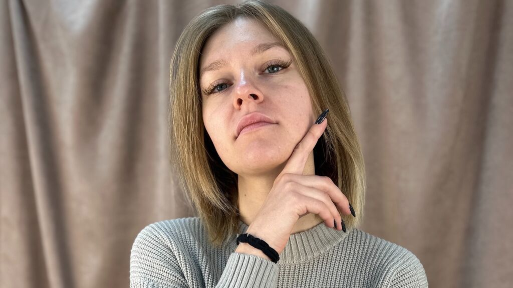 OdeliaCarrington online on GirlsOfJasmin