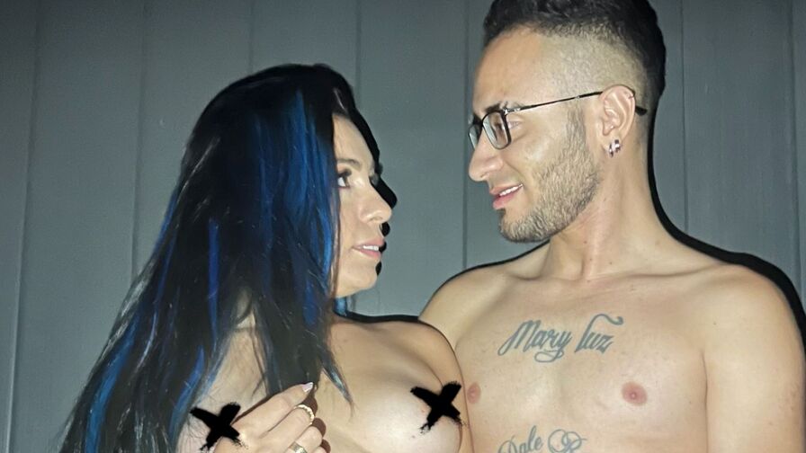 Watch SophiaAndJuan live on The Edge Private
